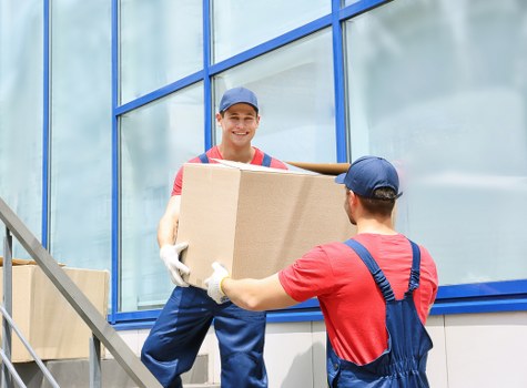 Brentford moving transport for furniture and boxes